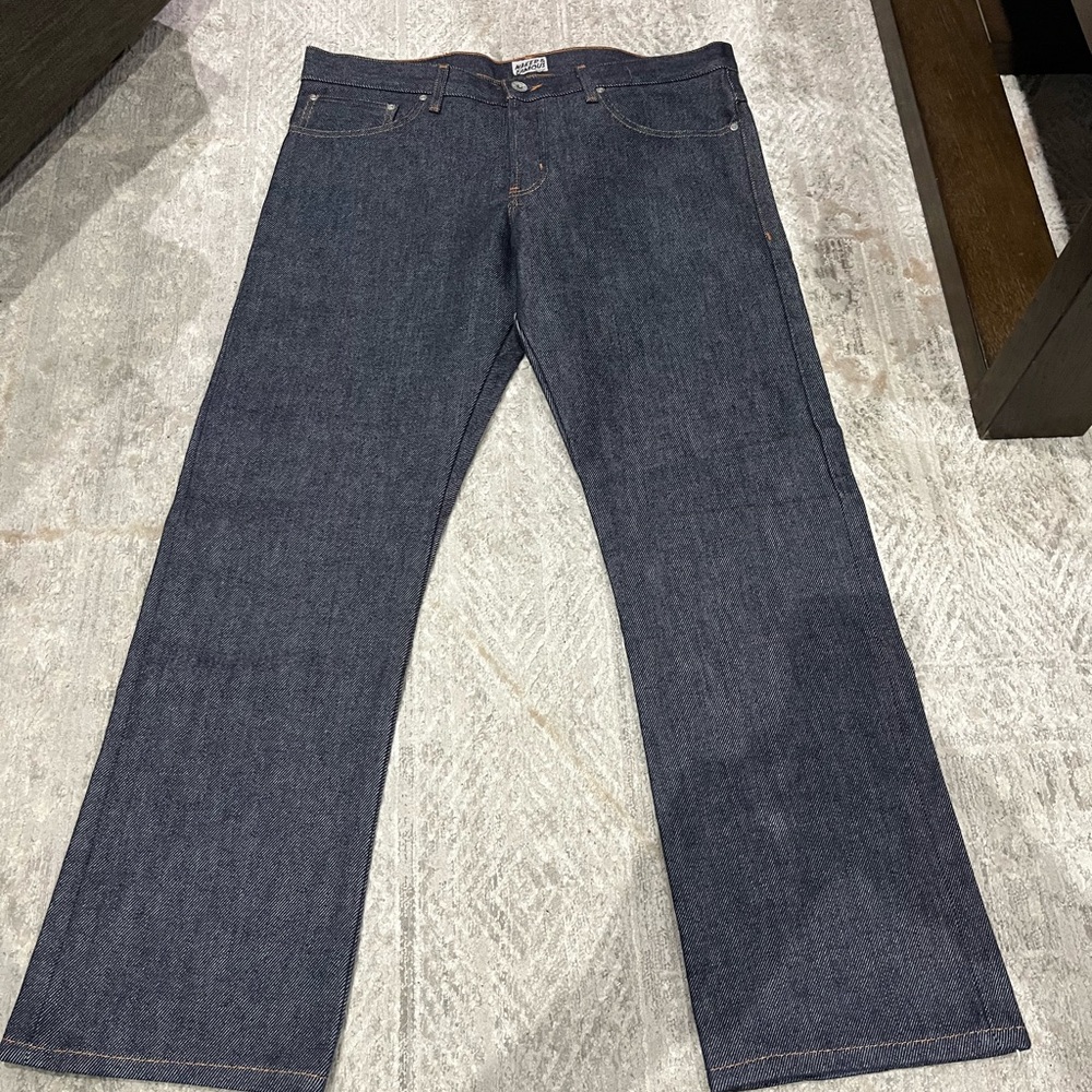 Naked Famous 21oz Slim Guy